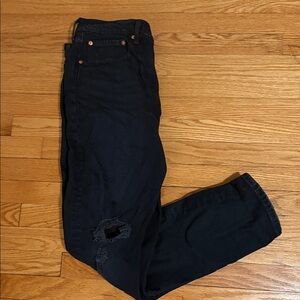NWT Levi’s 501 skinny black distressed sz 33 x 28
